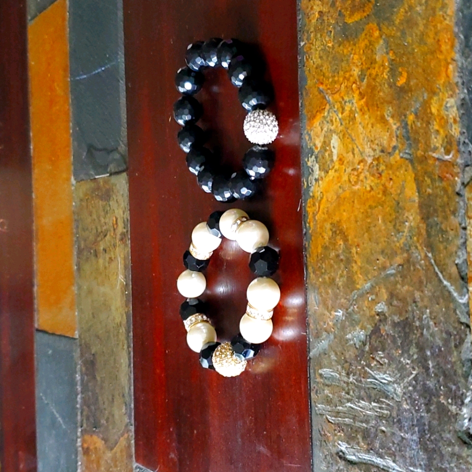 Bracelets 20$